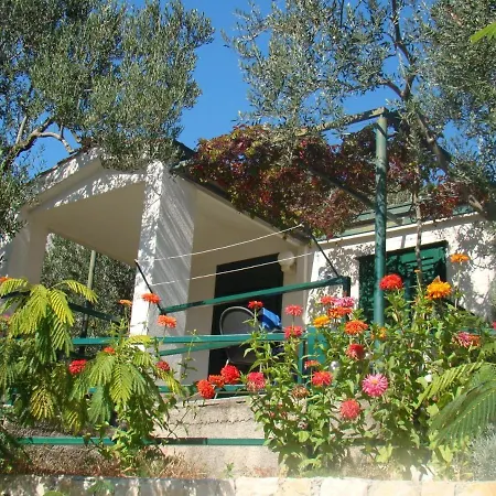 Magic - 150 M From Beach *