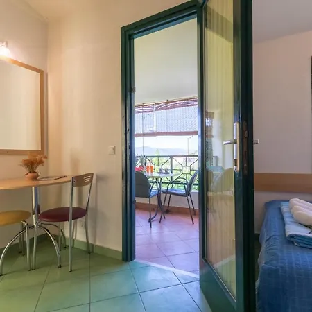 Magic - 150 M From Beach