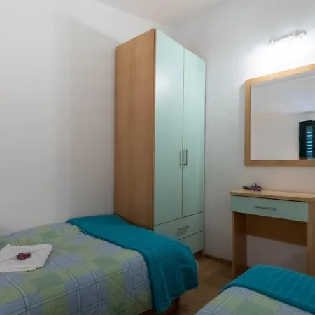 Magic - 150 M From Beach *
