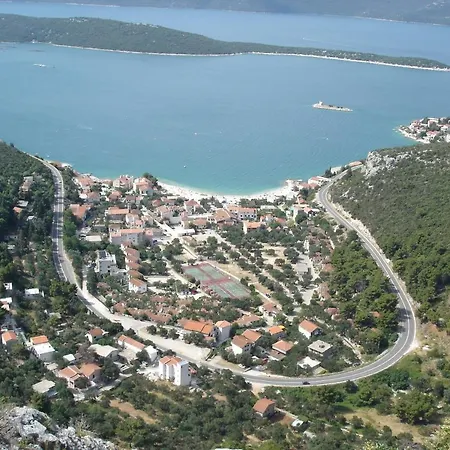 Magic - 150 M From Beach *